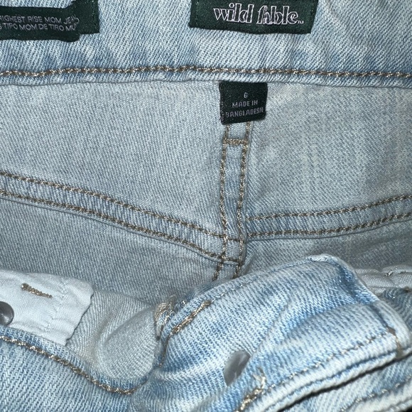 🆕 | Wild Fable | Light Denim High Rise Distressed Skinny Jeans | Size 6 - Picture 4 of 5